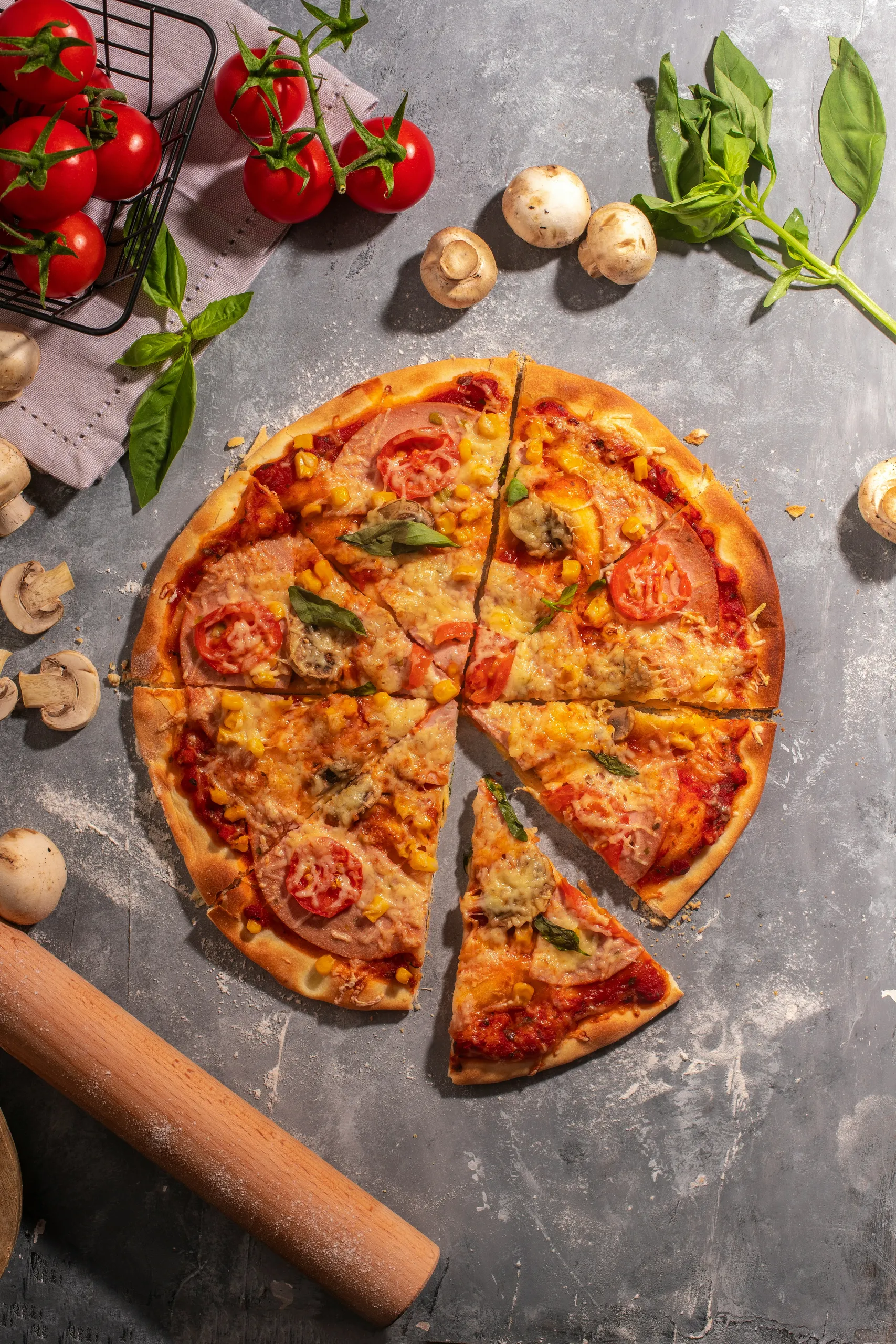 Pizza neapolitańska prosto z pieca